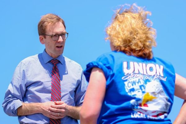 Tom talking with CWA union member